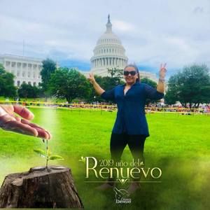 Meet your Posher, Iris